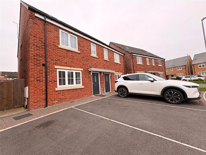 4 Bedroom Semi-Detached House For Sale In Willow Brook, Staverton Manor, Daventry, Northamptonshire, NN11