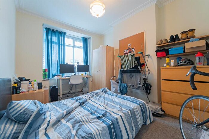 4 Bedroom House To Rent In Tiverton Road, Birmingham, B29
