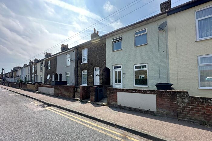 4 Bedroom Terraced House For Sale In Albert Road, Deal, CT14