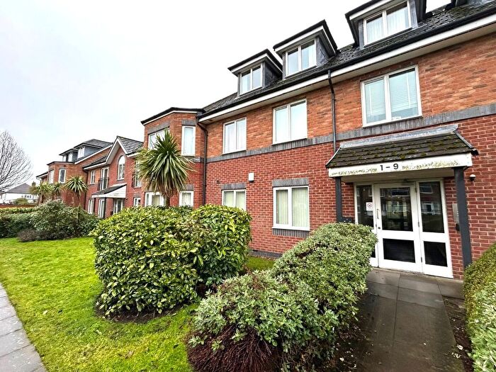 2 Bedroom Flat To Rent In Greenholm Road, Birmingham, West Midlands, B44