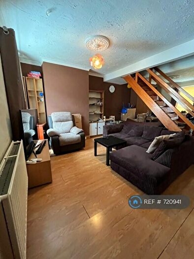 2 Bedroom Terraced House To Rent In Durham Rise, London, SE18