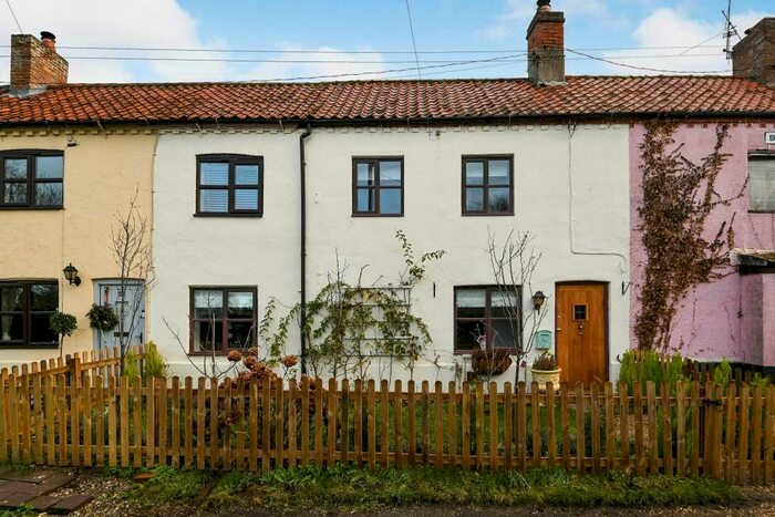 2 Bedroom Cottage For Sale In The Green, Oxborough, King's Lynn, PE33