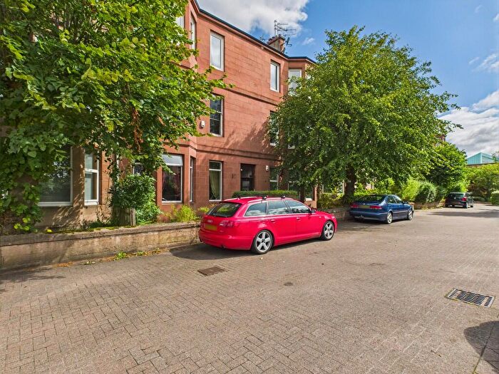 2 Bedroom Flat To Rent In Strathcona Street, Glasgow, G13