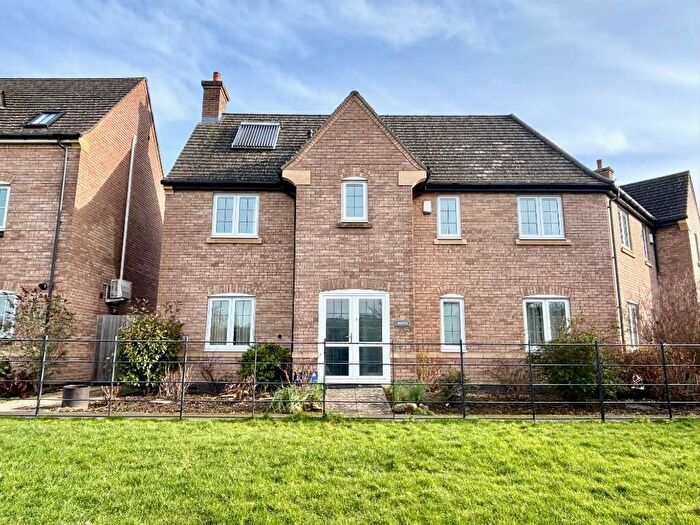 3 Bedroom Semi Detached House For Sale In Meadow Place, Matlock, Derbyshire, DE4