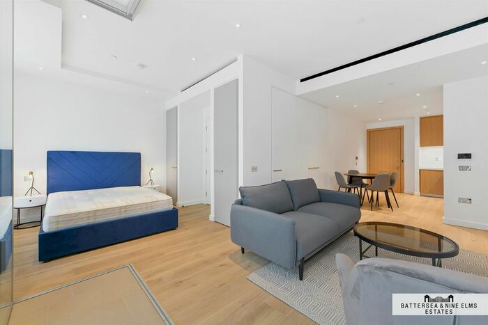 Studio To Rent In Prospect Way, London, SW11