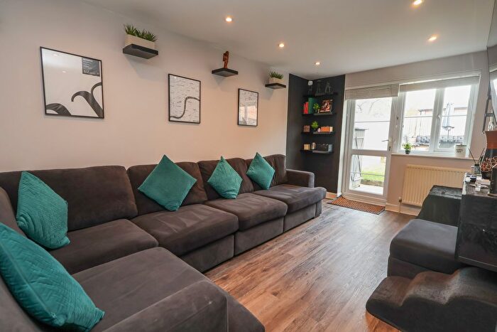 3 Bedroom Terraced House For Sale In Donald Woods Gardens, Surbiton, KT5