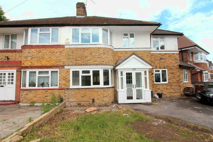 5 Bedroom Semi-Detached House To Rent In Cheyneys Avenue, Edgware, HA8
