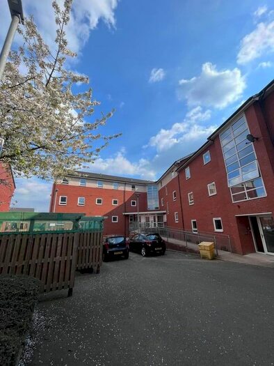 2 Bedroom Flat To Rent In City Court, Percy Street, Preston, PR1