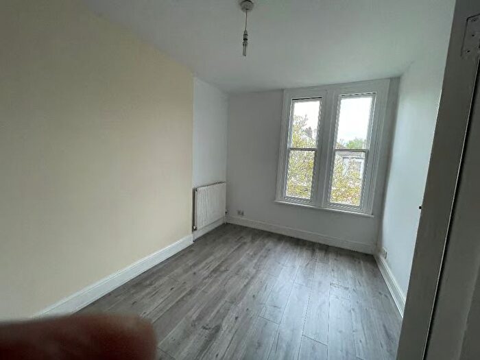 6 Bedroom Detached House To Rent In Belmont Hill, London, SE13