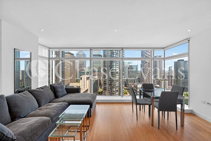 2 Bedroom Flat To Rent In Pan Peninsula, Pan Peninsula Square, Canary Wharf, London, E14