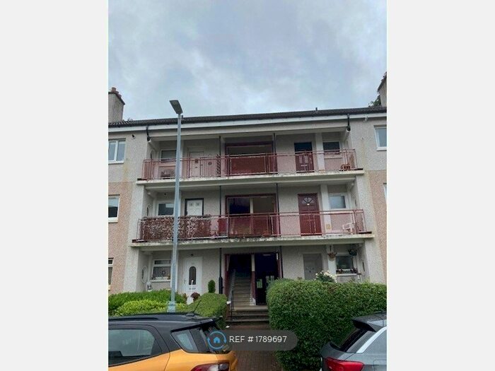 3 Bedroom Flat To Rent In Fieldhead Drive, Glasgow, G43