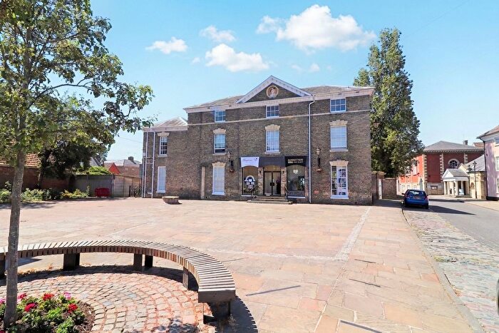 1 Bedroom Flat To Rent In Market Place, Hadleigh, IP7