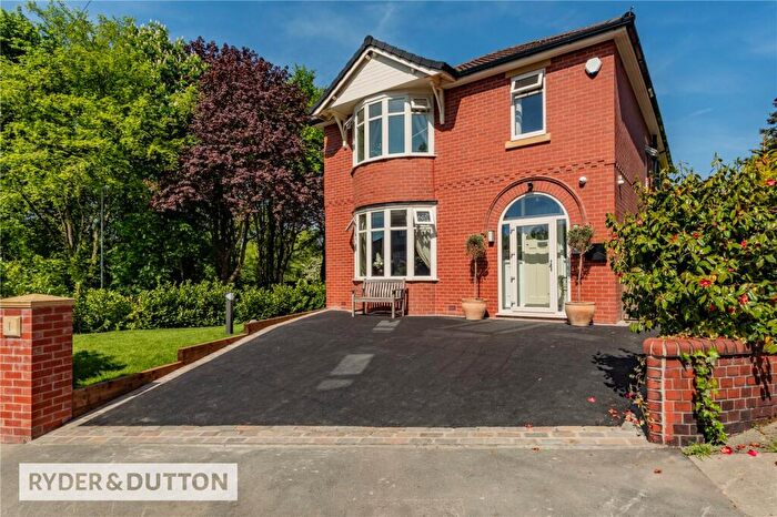 4 Bedroom Detached House For Sale In Parkside, Alkrington, Middleton, Manchester, M24