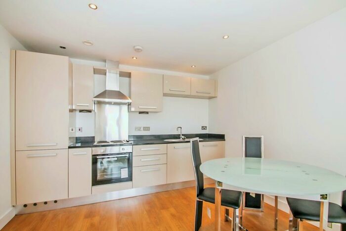 2 Bedroom Apartment To Rent In Echo Central, City Centre, Leeds, LS9