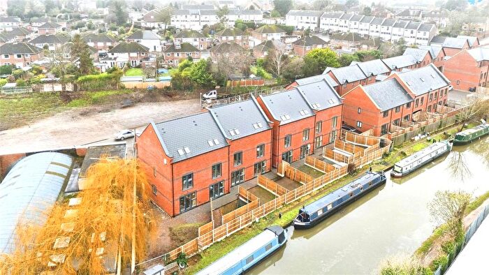 3 Bedroom Town House For Sale In Nelson Lane, Warwick, CV34