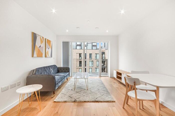 1 Bedroom Apartment To Rent In Wenborn Building, New Stratford Works, E15