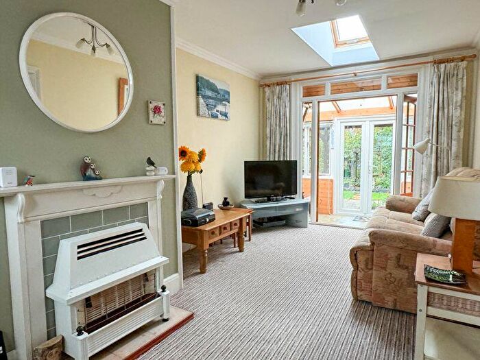2 Bedroom Detached Bungalow For Sale In Rife Way, Felpham, PO22