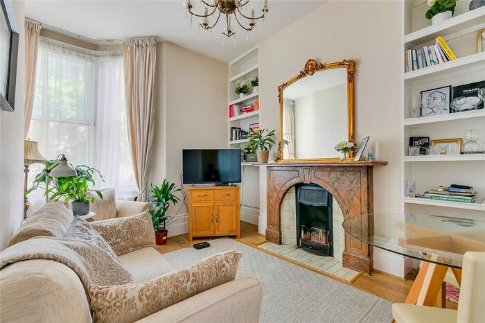 2 Bedroom Flat To Rent In Edith Road, London, W14