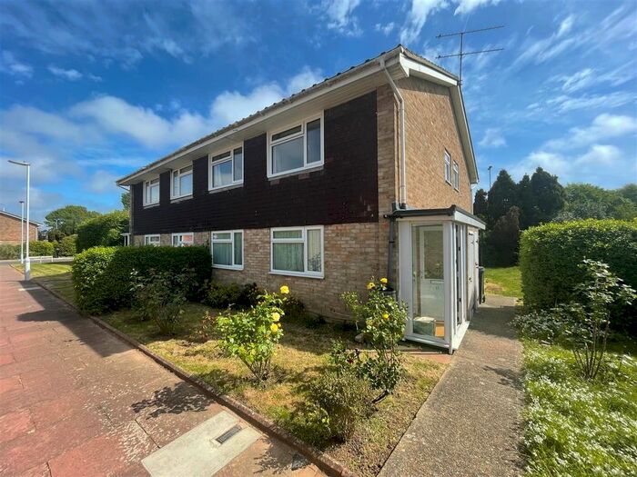 2 Bedroom Flat To Rent In Vancouver Close, Worthing, BN13