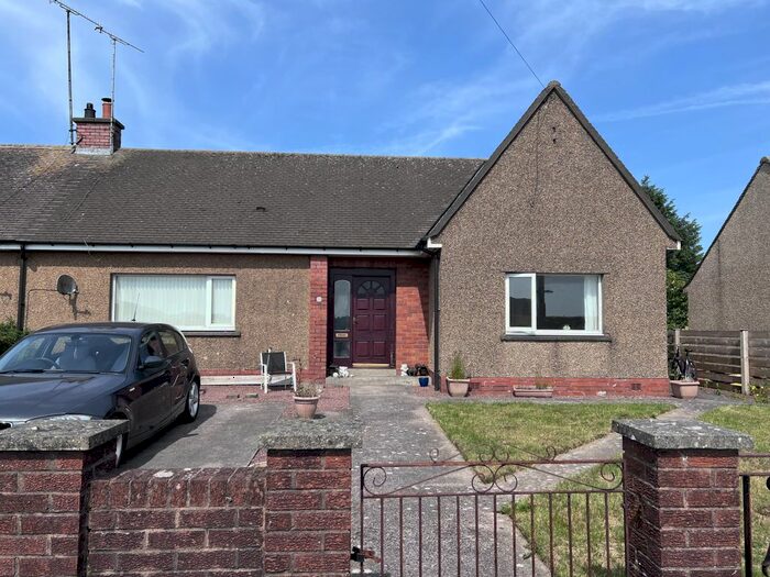 3 Bedroom Semi-Detached Bungalow For Sale In Queenshill Park, Ringford, Castle Douglas, DG7