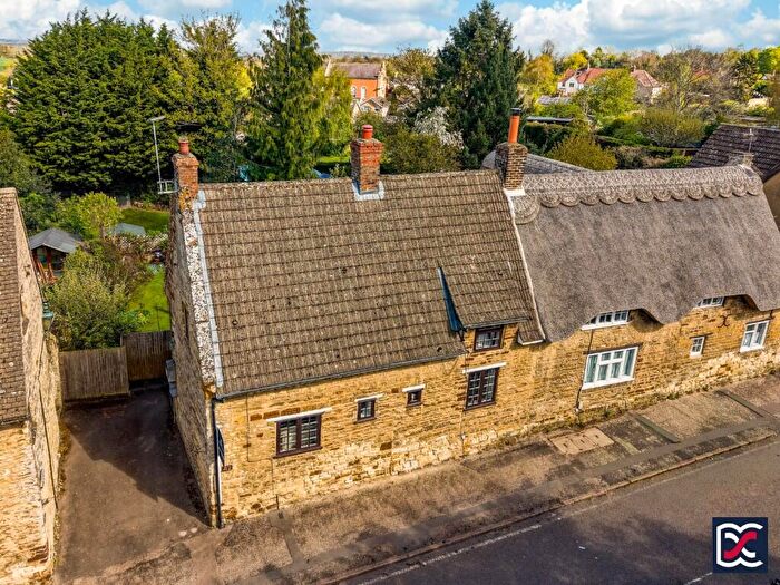 2 Bedroom Semi-Detached House For Sale In High Street, Blisworth, NN7