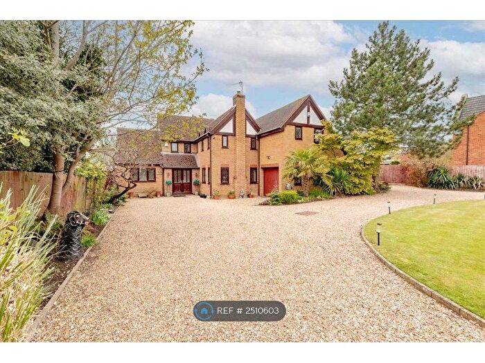 5 Bedroom Detached House To Rent In Little London, Deanshanger, Milton Keynes, MK19