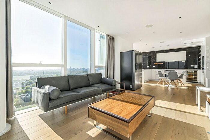 3 Bedroom Flat To Rent In Devan Grove, London, N4