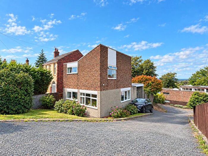 3 Bedroom Detached House For Sale In Vale Street, Upper Gornal, DY3