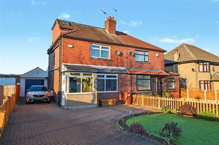 3 Bedroom Semi Detached House For Sale In Common Lane, East Ardsley, Wakefield, West Yorkshire, WF3