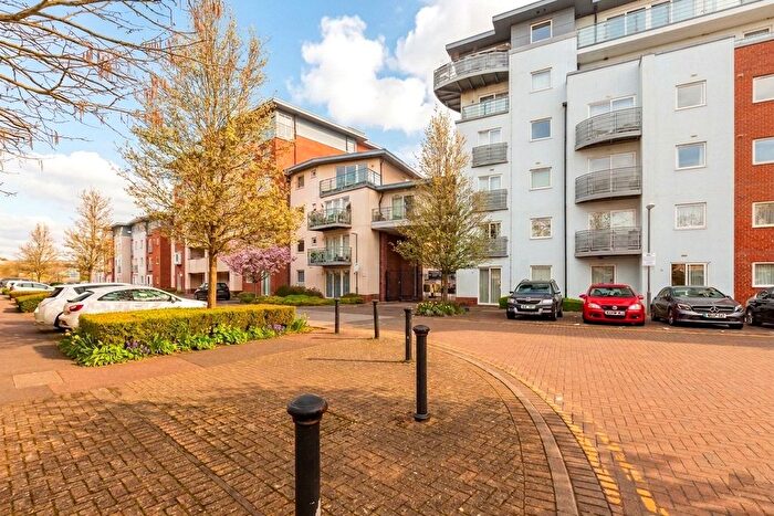 1 Bedroom Flat For Sale In Coxhill Way, Aylesbury, Buckinghamshire, HP21
