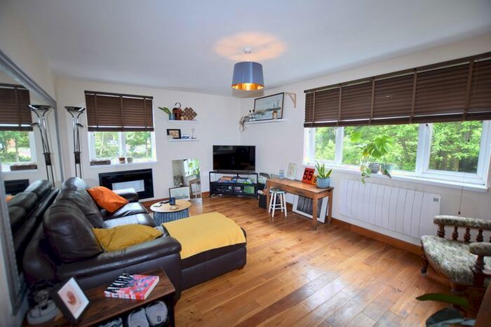 2 Bedroom Flat To Rent In Sandling Lane, Penenden Heath, Maidstone, ME14