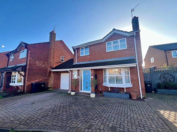 4 Bedroom Detached House For Sale In Campion Drive, Malvern, Worcestershire, WR14