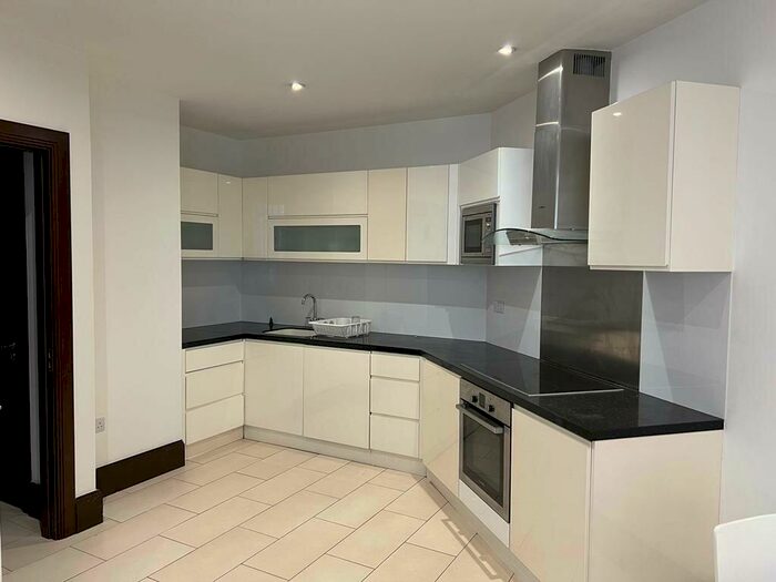 2 Bedroom Apartment To Rent In Carthusian Street, Barbican, EC1M