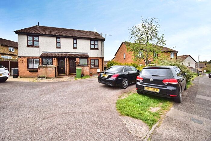 1 Bedroom Maisonette For Sale In Gorham Drive, Downswood, Maidstone, Kent, ME15