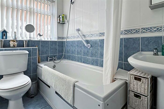 2 Bedroom Bungalow For Sale In Ashurst Way, East Preston, Littlehampton, West Sussex, BN16