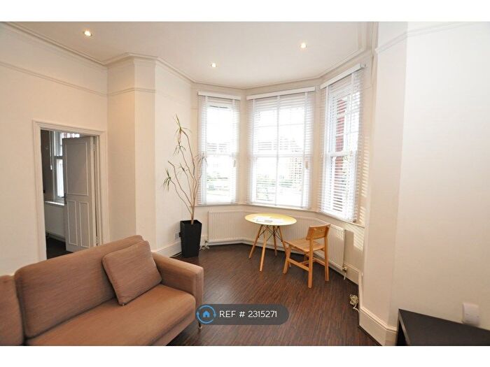 1 Bedroom Flat To Rent In Great North Road, London, N6