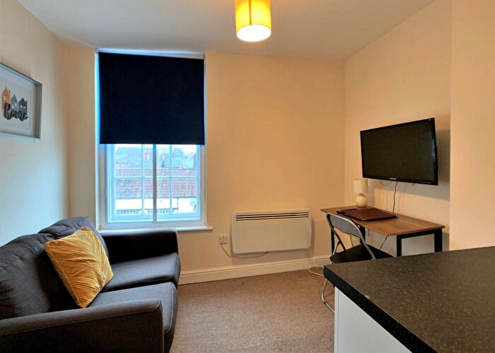 1 Bedroom Flat To Rent In Market Place, Wantage, OX12