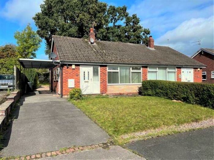 2 Bedroom Bungalow To Rent In Coniston Avenue, Congleton, CW12