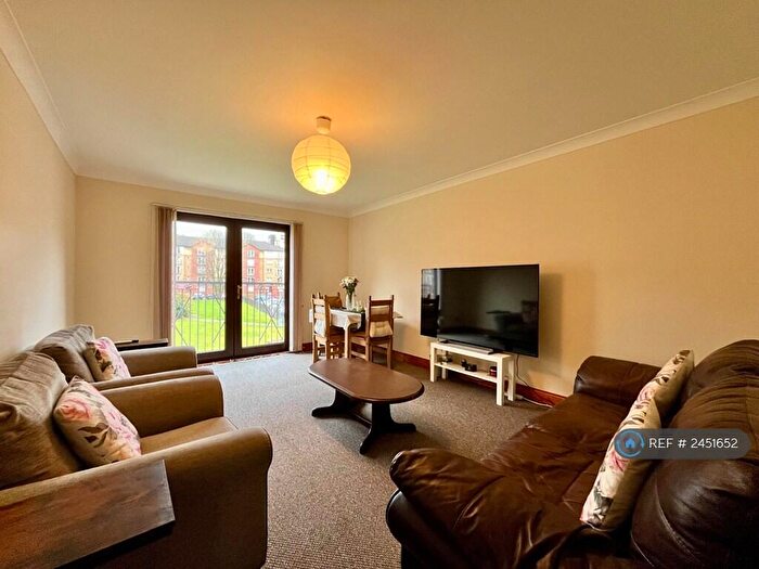 3 Bedroom Flat To Rent In Ferry Road, Glasgow, G3