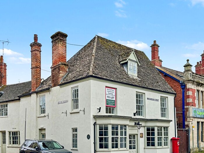 3 Bedroom Flat To Rent In Marlborough Street, Faringdon, SN7