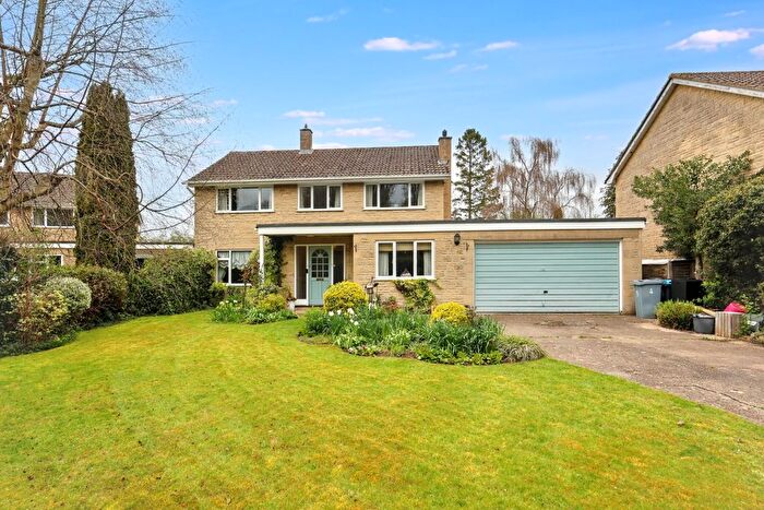 4 Bedroom Detached House For Sale In The Glebe Standlake, Standlake, Witney, OX29