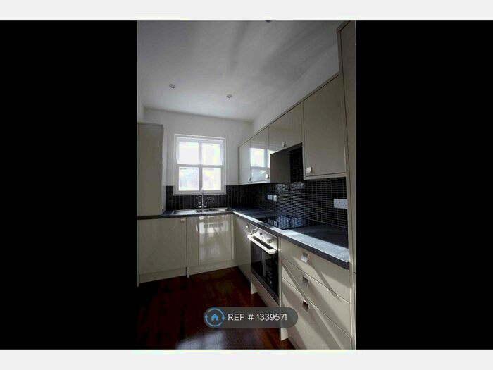 1 Bedroom Flat To Rent In Artisan View, Sheffield, S8