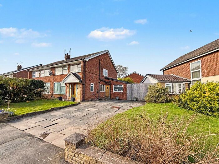 4 Bedroom Semi Detached House For Sale In Standmoor Road, Whitefield, M45