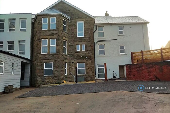 2 Bedroom Flat To Rent In St Anthonys, Cinderford, GL14