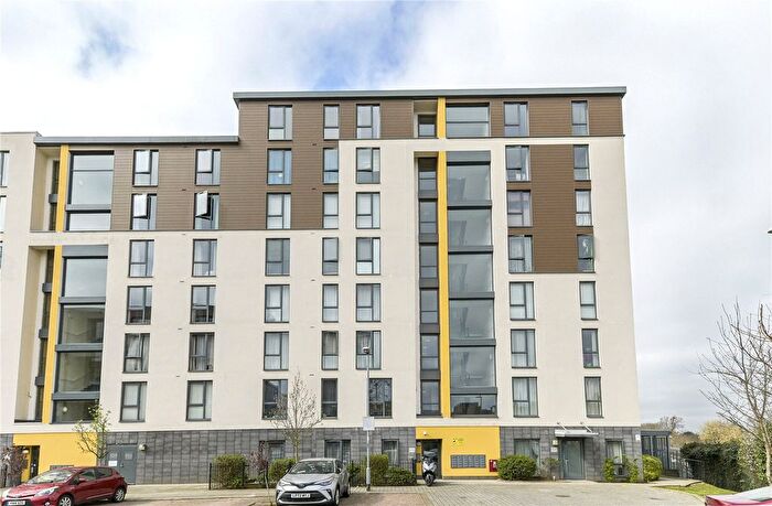 1 Bedroom Flat To Rent In Salk Close, Edgware, NW9