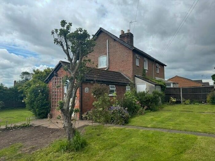 3 Bedroom Semi-Detached House For Sale In Roman Bank, Holbeach Clough, Holbeach, Spalding, Lincolnshire, PE12