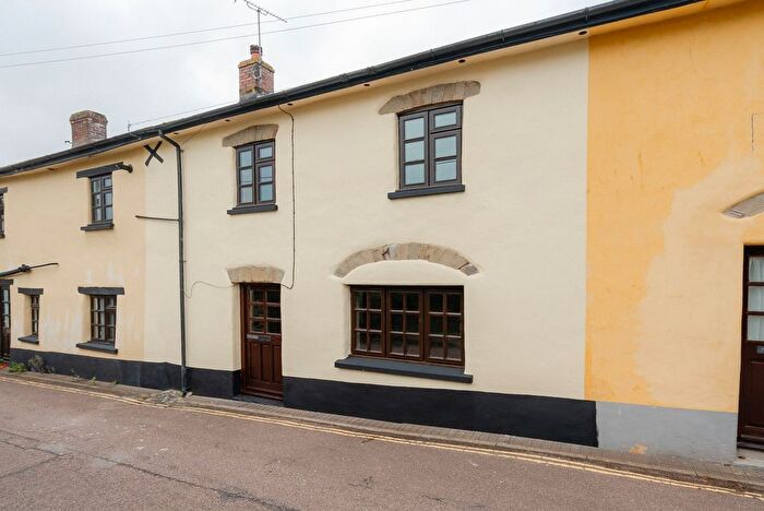 2 Bedroom Cottage To Rent In Bewsley Hill, Copplestone, EX17