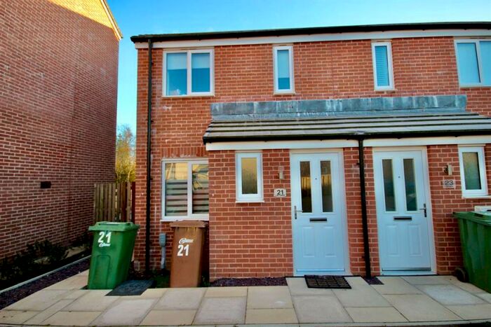 2 Bedroom Terraced House To Rent In Cae Garw, Oakdale, Blackwood, NP12