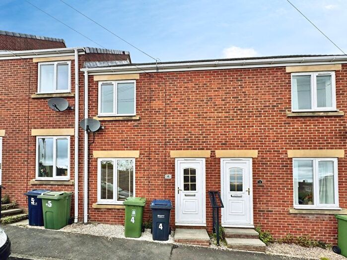 2 Bedroom Terraced House For Sale In Plantation Court, Ryton, NE40