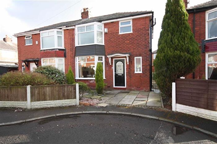 3 Bedroom Semi Detached House To Rent In Milton Avenue, Droylsden, M43